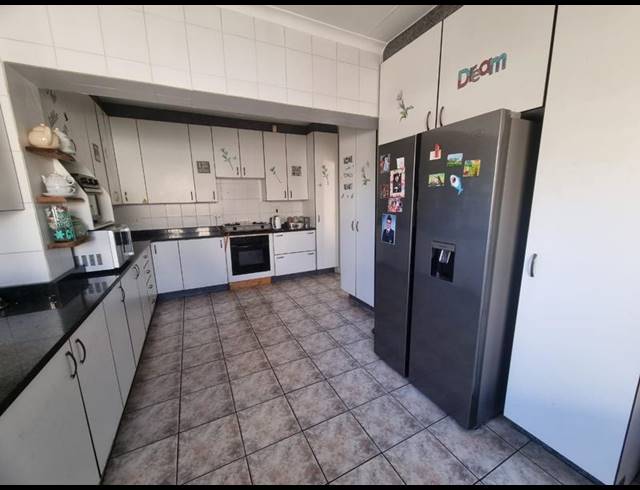 4 BEDROOM HOUSE FOR SALE IN BRACKENDOWNS